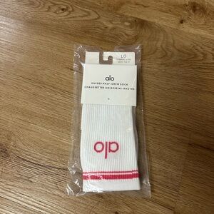 Alo yoga White and Pink half crew Socks NWT
